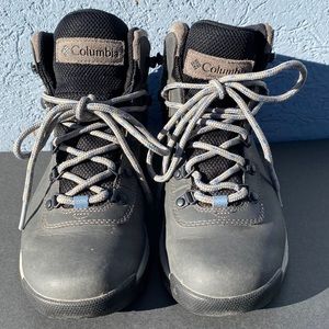 COLUMBIA Hiking ankle boots